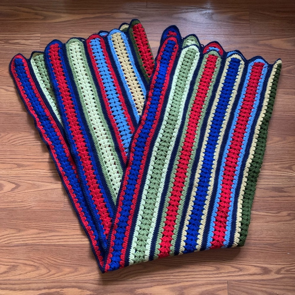 Gorgeous Handmade crochet knit giant blanket with scalloped edges